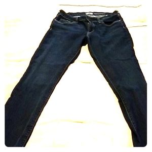 Signature from Levi's modern straight jeans